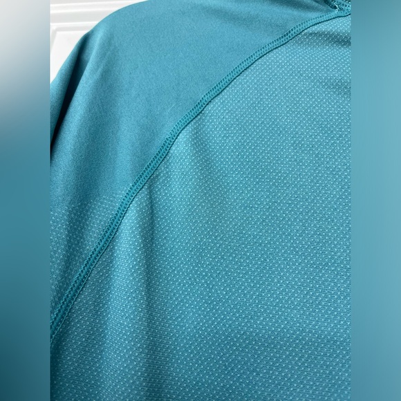 Fabletics Mens Training Day Tee - Picture 10 of 12